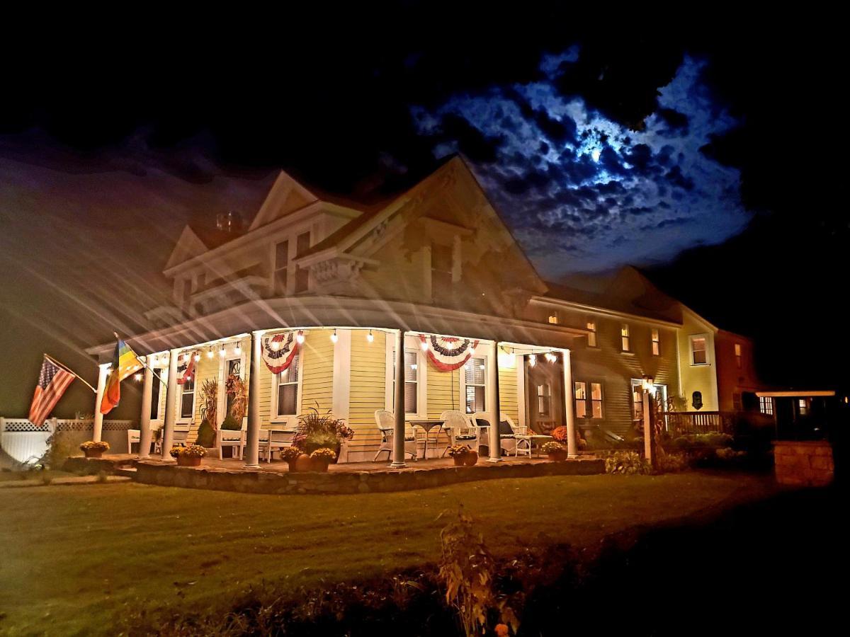 Elmere House Bed & Breakfast เวลล์ส ภายนอก รูปภาพ